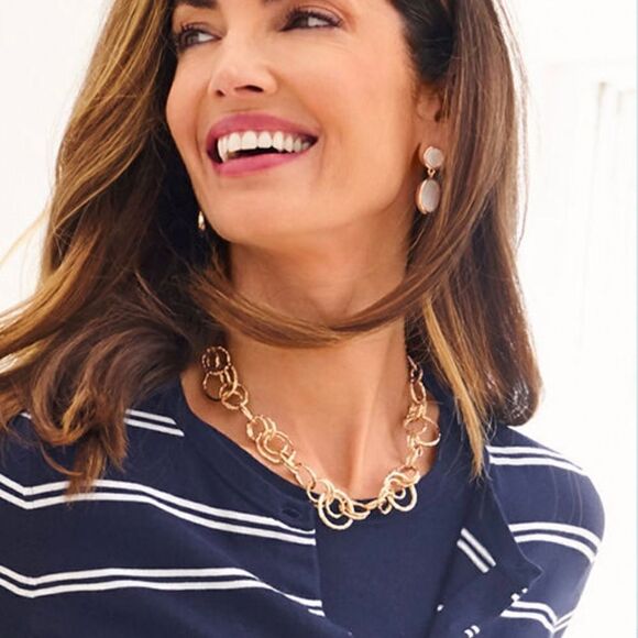 Beautiful Hammered Gold Chain Necklace by Talbot’s - Picture 3 of 4